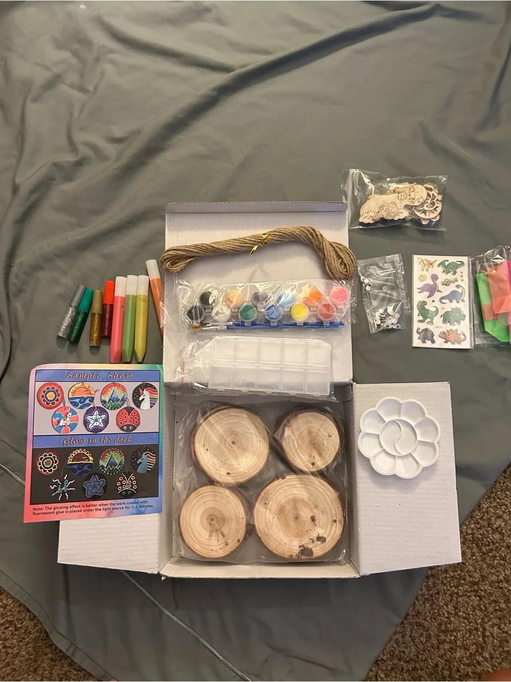 Glow in the Dark Wooden Painting Craft Kit - Kids Toys - Multicolor
